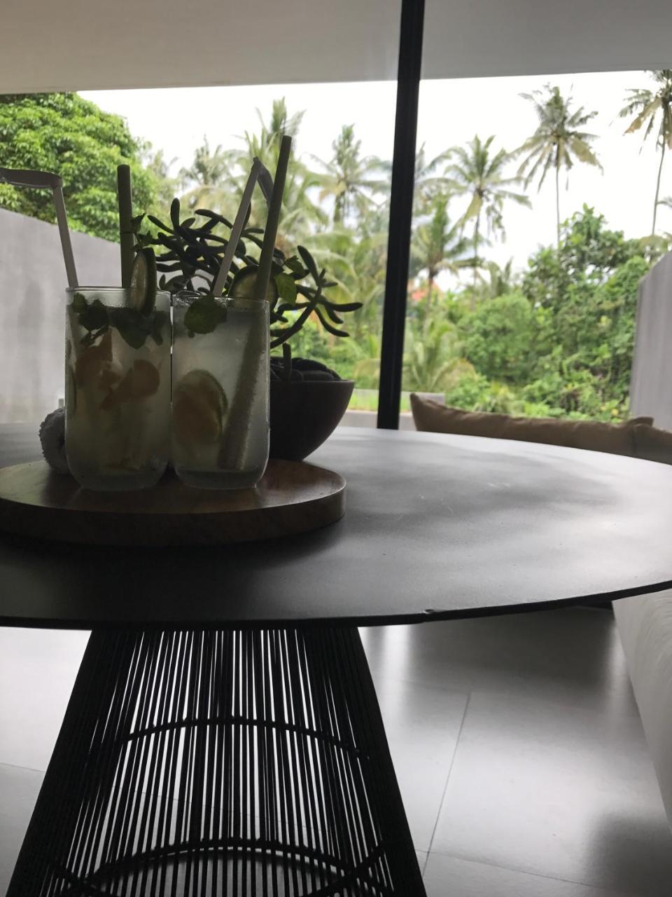 ออริจิ้น อูบุด Villa ภายนอก รูปภาพ