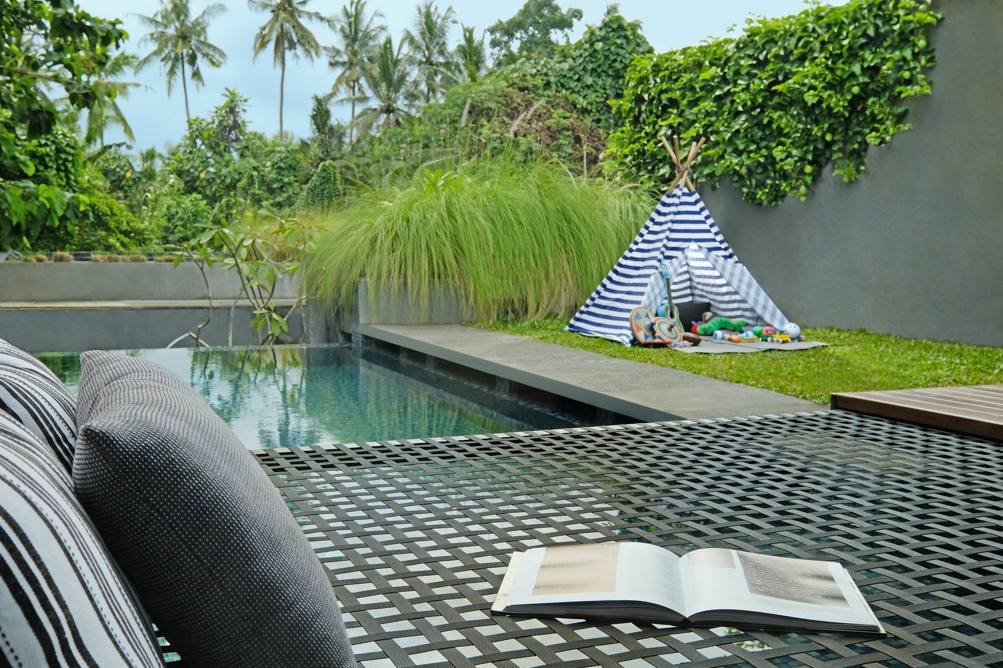 ออริจิ้น อูบุด Villa ภายนอก รูปภาพ